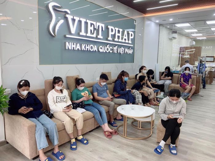 Hình ảnh 3 tại Nha Khoa Quốc Tế Việt Pháp