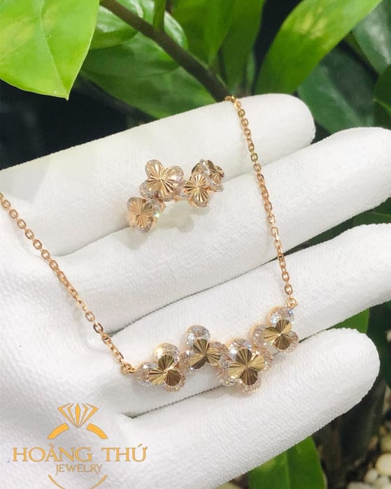 Hình ảnh của Hoàng Thứ Jewelry 2