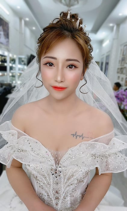 Hình ảnh của Mimi Bridal 3