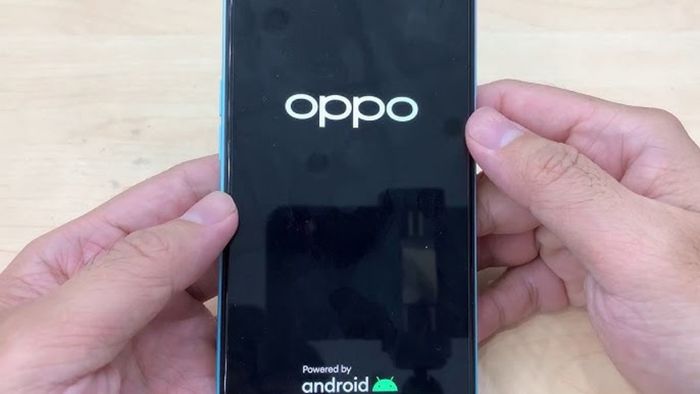 Khi nào cần biết cách khởi động lại điện thoại Oppo