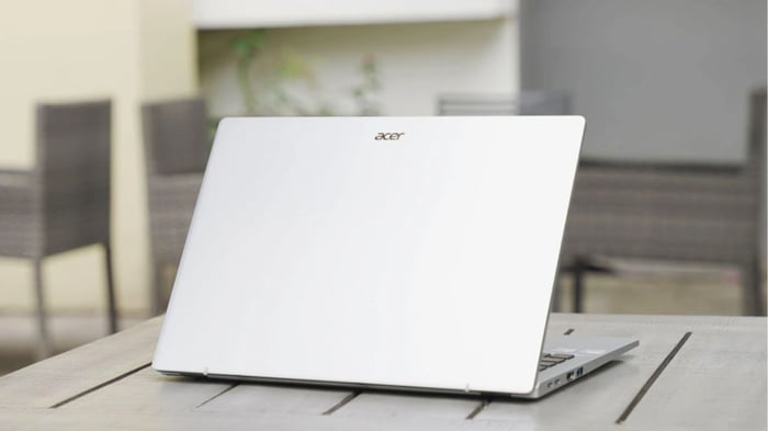 Laptop AI Acer Swift Go 14