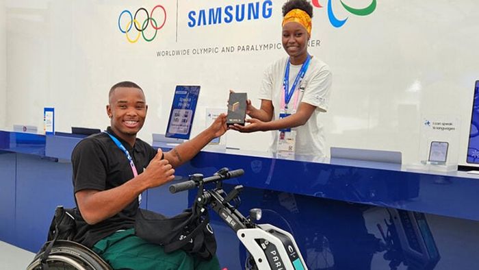 Samsung tặng 5000 chiếc Galaxy Z Flip6 cho các vận động viên Paralympic tại Paris 2024