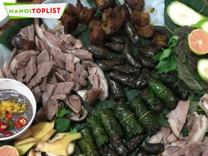 minh-quan-quan-thit-cho-ngon-tai-ha-noi-menu-da-dang-Mytour