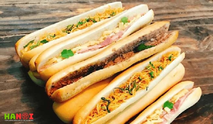 pate-banh-mi-banh-bao-mr-quang-dau-bep-Mytour