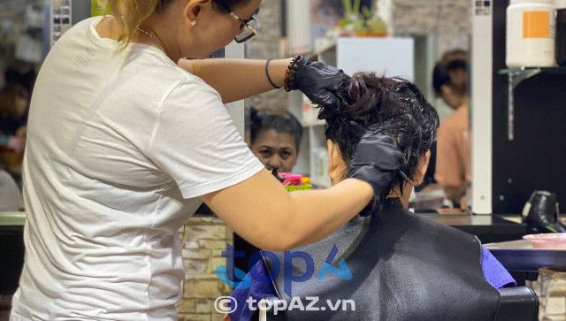 Salon tóc nổi tiếng tại quận 10