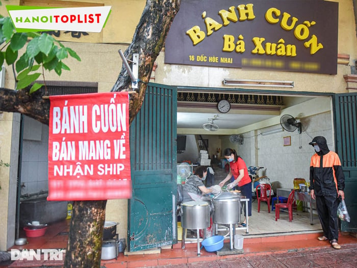 banh-cuon-ba-xuan-Mytour