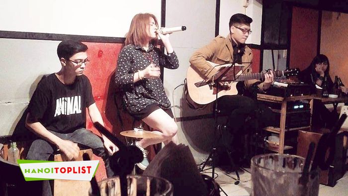 g4u-quan-cafe-acoustic-tai-ha-noi