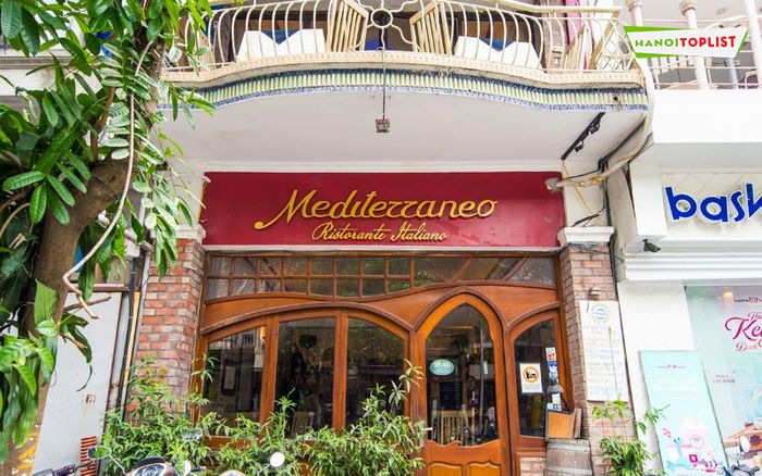 mediterraneo-italian-restaurant-Mytour