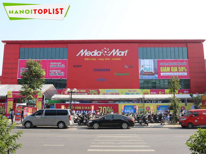 media-mart-sua-tivi-tai-ha-noi-Mytour