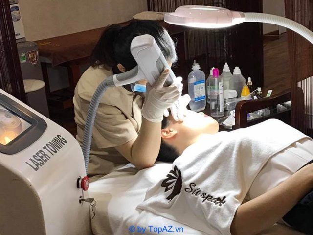 Dịch vụ spa lăn kim điều trị mụn và sẹo thâm uy tín tại Hà Nội