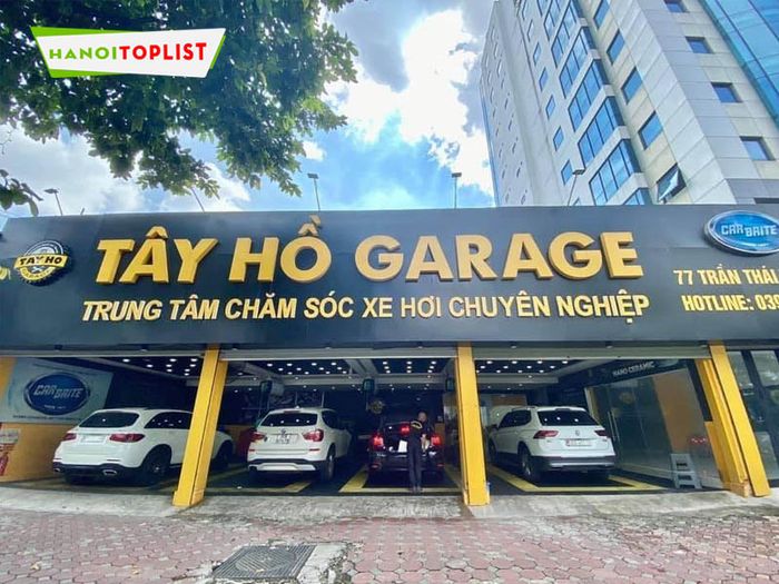 cua-hang-garage-tay-ho-Mytour