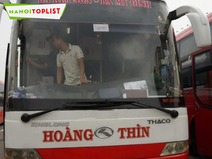 nha-xe-hoang-thin-Mytour