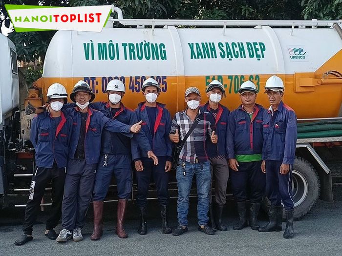 cong-ty-ve-sinh-moi-truong-tan-phat-Mytour