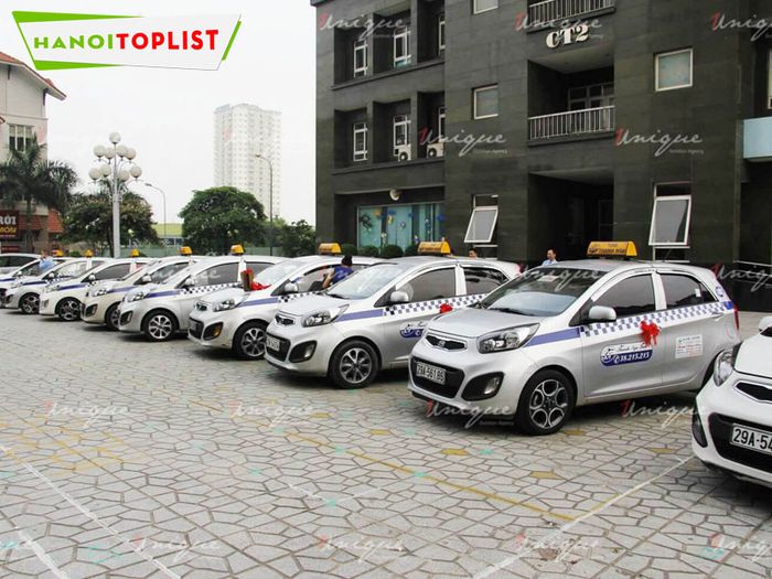 mot-so-hang-taxi-gia-re-ha-noi-chat-luong-khac-taxi-thanh-nga-Mytour