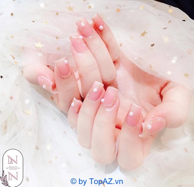 Tiệm nail quận 4 giá cả phải chăng