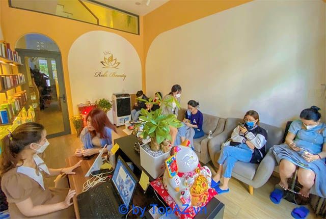 Rebi Beauty Spa là địa chỉ trị mụn uy tín tại TPHCM