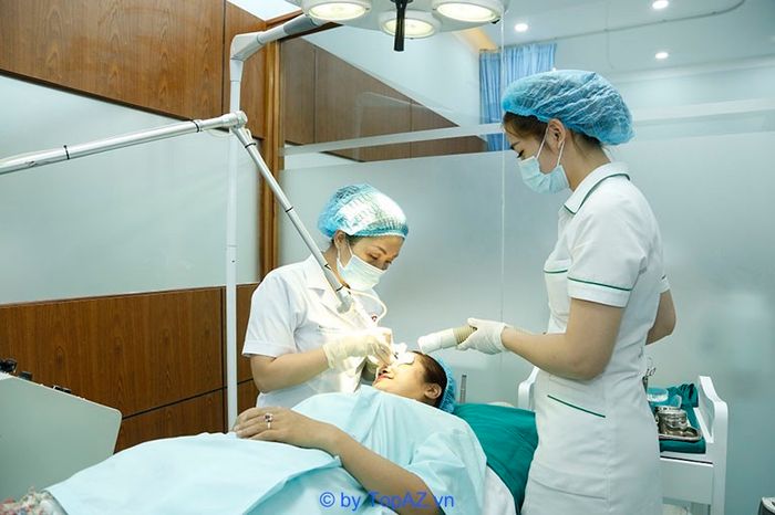Nơi nào lấy mỡ bọng mắt uy tín tại Hà Nội?