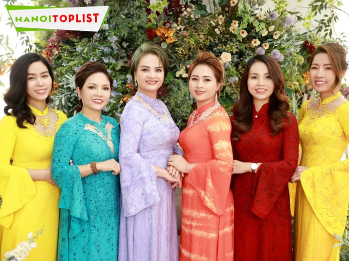 ao-dai-ngan-an-Mytour