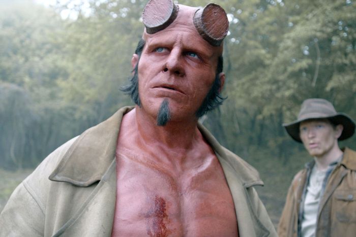 Hellboy được chuyển thể từ bộ truyện tranh nổi tiếng.