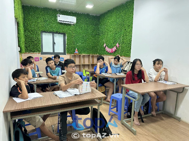 E4E English School tại Huế