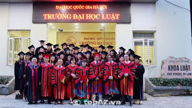 Trường Đại học Y Dược Hà Nội có nhiệm vụ đào tạo các bác sĩ và cử nhân Y khoa ở cả bậc đại học và sau đại học.