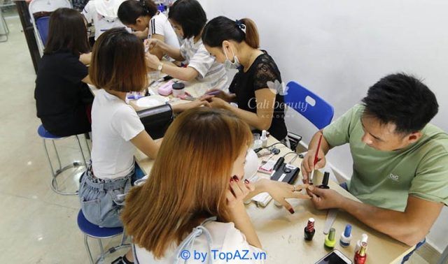 trung tâm dạy nail tại Hà Nội