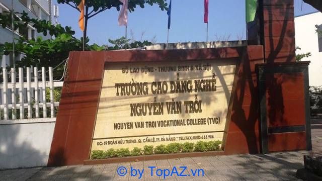 trường nghề chất lượng