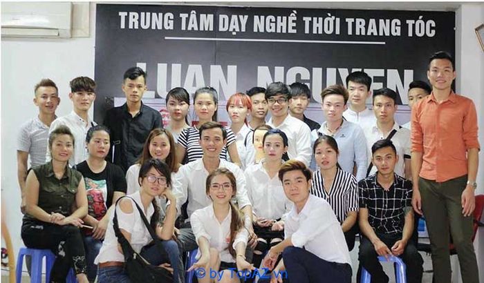 dạy nghề cắt tóc tại Hà Nội