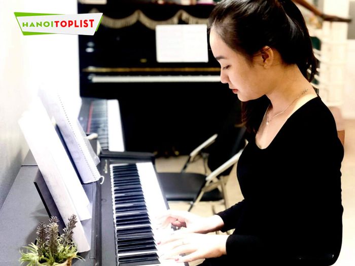 piano-mozart-khoa-hoc-piano-danh-cho-nguoi-truong-thanh-Mytour