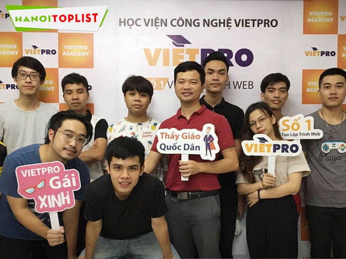 vietpro-academy-trung-tam-dao-tao-lap-trinh-android-ha-noi-tu-co-ban-den-nang-cao-Mytour