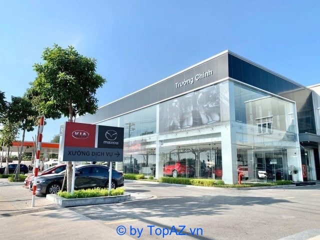 Mazda Trường Chinh là một trong những showroom ô tô tại TPHCM được đánh giá cao về chất lượng và uy tín.