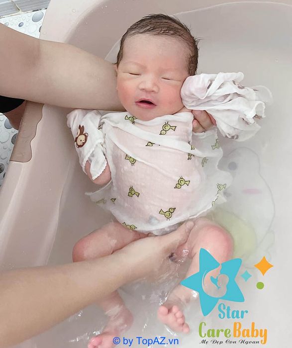 Dịch vụ tắm cho bé tại nhà ở Hà Nội