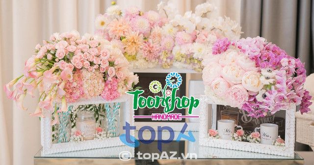 Toon Shop chuyên cung cấp hoa giả tại Cầu Giấy.