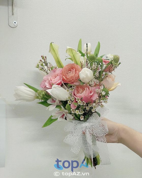 Rainie Flower