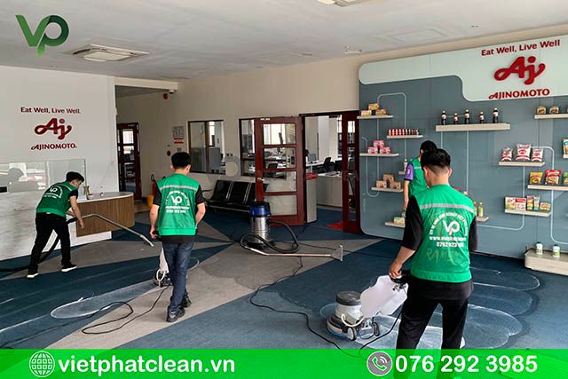 Việt Phát Clean cung cấp dịch vụ giặt thảm văn phòng uy tín tại TPHCM