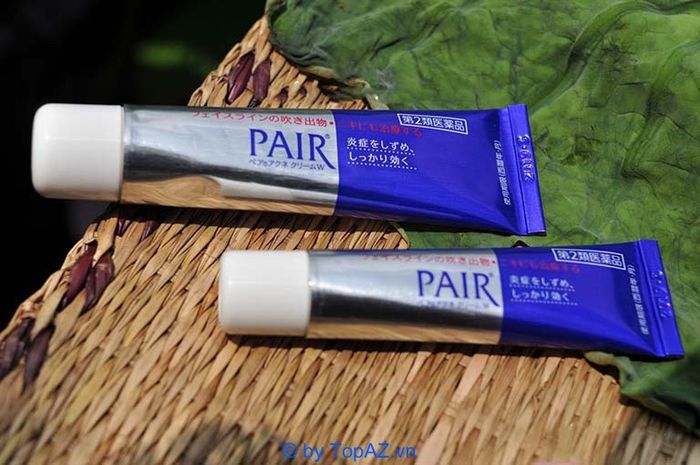 kem trị mụn của Nhật