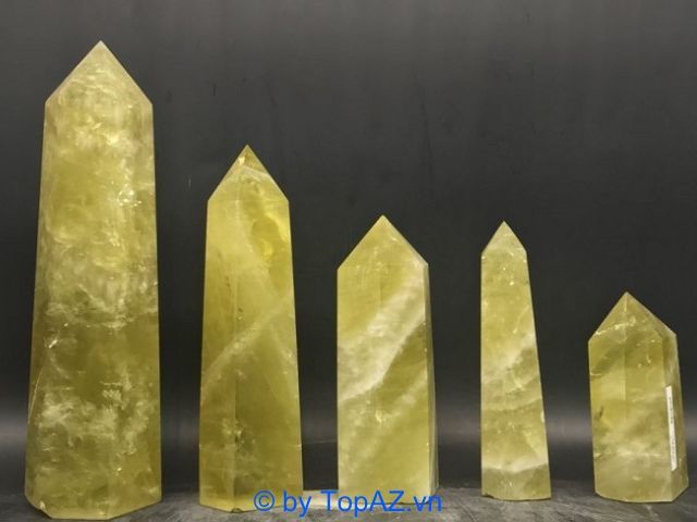Tại hệ thống Thạch Anh Việt, khách hàng có thể chọn trụ đá phong thủy chất lượng tốt với giá cả hợp lý.