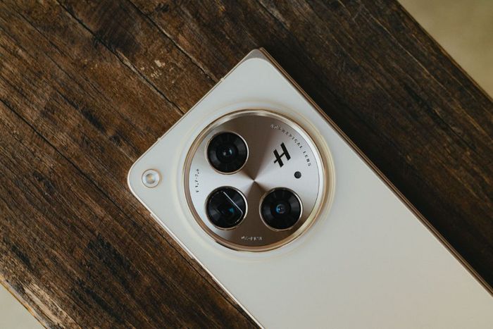 Find N5 của OPPO sẽ được trang bị cụm camera tròn.