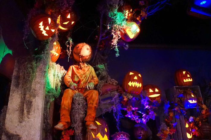 Cách Mua Vé Đêm Halloween USS