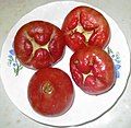 Loại quả màu đỏ