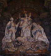 Tượng Thánh Mẫu Mân Côi, thành phố Napoli, Italia