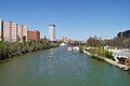Sông Pisuerga, một nhánh của sông Duero, tại Valladolid