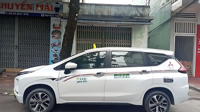 Taxi Bông Sen