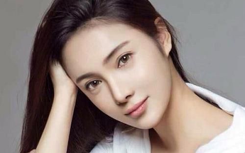 4 nàng giáp vượng phu dù có tính khí khó chiều