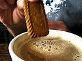Bánh quy chấm sữa