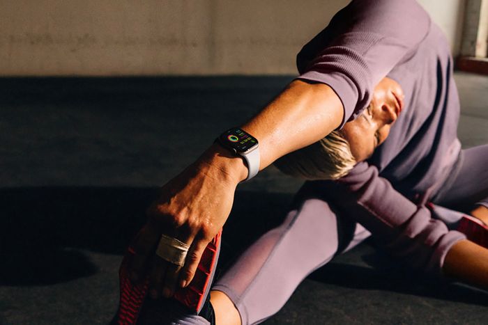 Giống như các thế hệ trước, Apple Watch Series 10 vẫn hỗ trợ nghe nhạc và thực hiện cuộc gọi thoại.