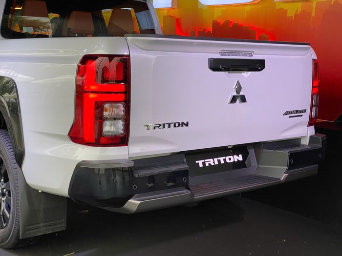 Mitsubishi Triton 2024 (17).jpg
