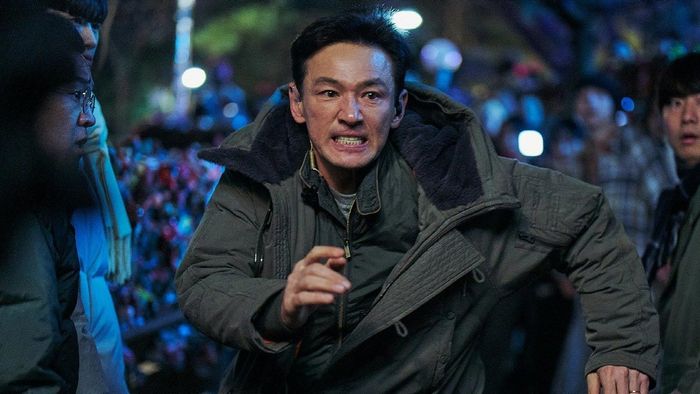Phim Đố anh còng được tôi đánh dấu sự trở lại của bậc thầy hành động Hwang Jung-min
