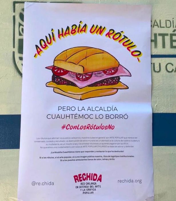 A flyer affixed to a wall, overlaying city government signage, reads: Aquí había un rótulo, pero la alcadía Cuahtémoc lo borró #conlosrótulosno