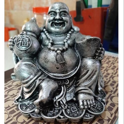 Phật Di Lặc cầm hồ lô